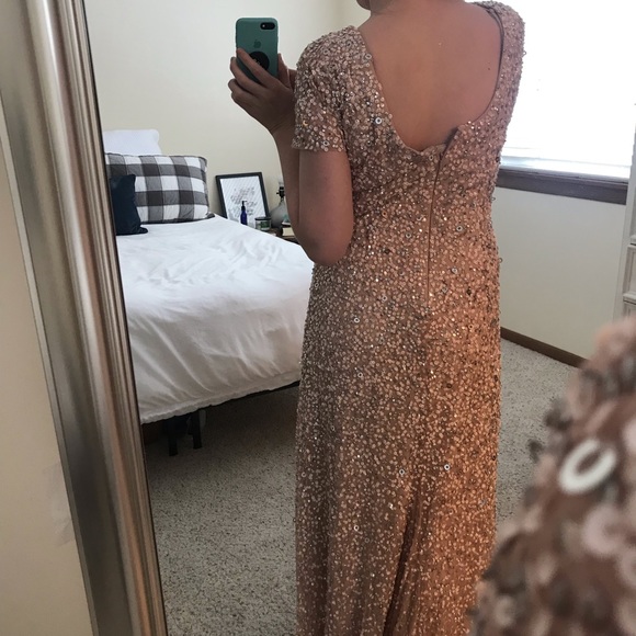 Adrianna Papell Dress || 6 ✨ - Picture 4 of 8